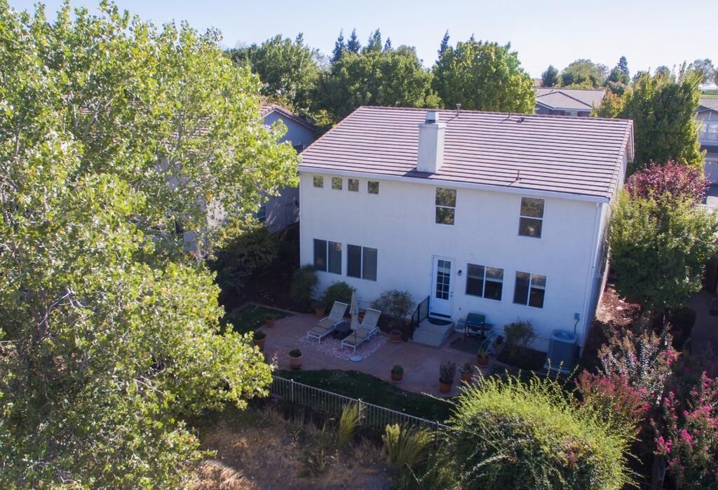 Property Photo: 3006 Fox Hill Drive CA 95765