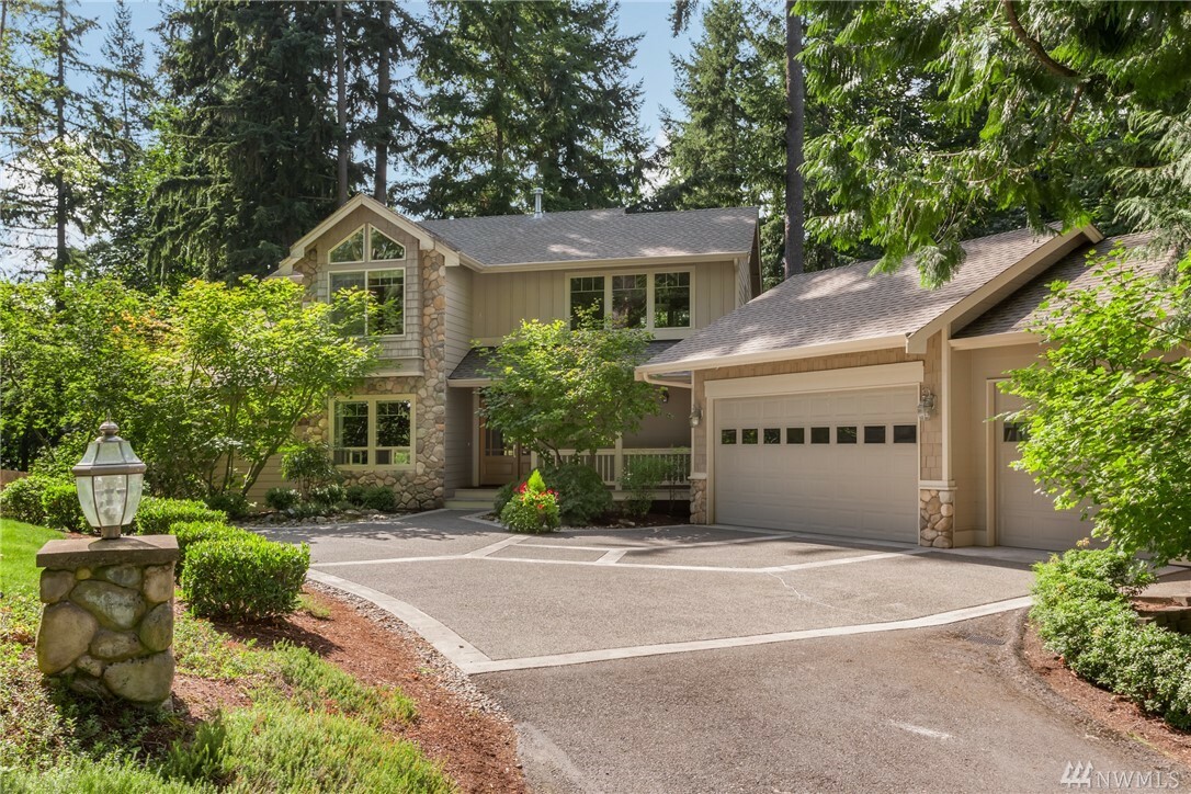 Property Photo: 1420 218th Ave NE WA 98074