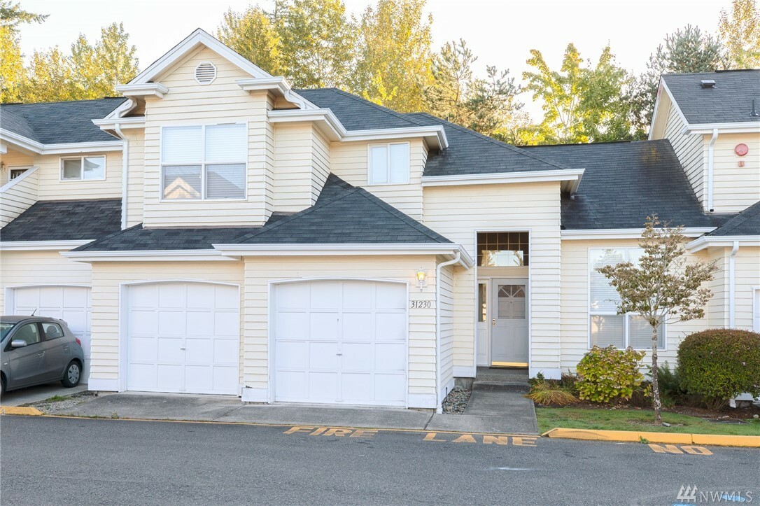 Property Photo: 31230 121st Lane SE B WA 98092