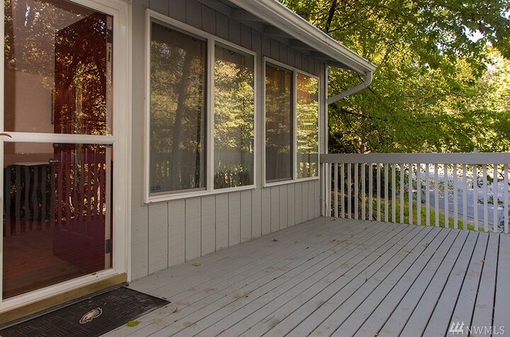 Property Photo:  2111 Old Lakeway Dr  WA 98229 