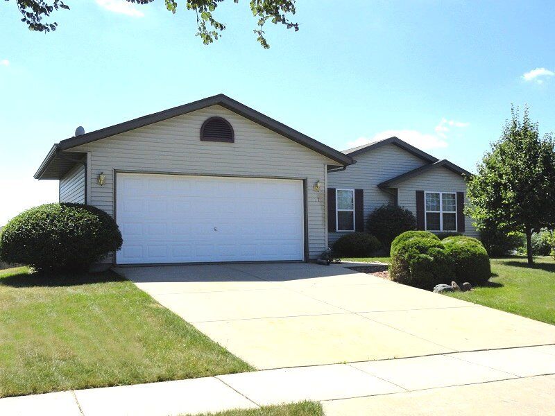 Property Photo:  217 Oakbrook Dr  WI 53551 
