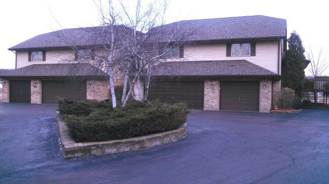 Property Photo: 341 Scenic Ct B WI 53086-9692