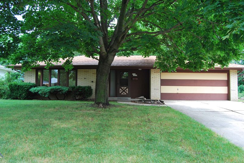 Property Photo: W182n8956 Princeway - WI 53051