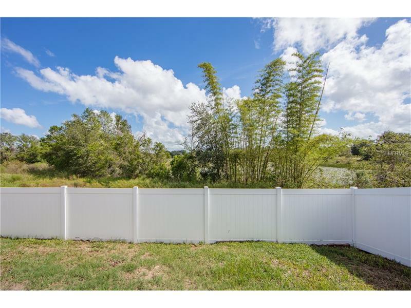 Property Photo:  144 Lake Davenport Circle  FL 33837 