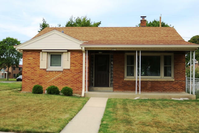 Property Photo:  3271 S 22nd St  WI 53215 