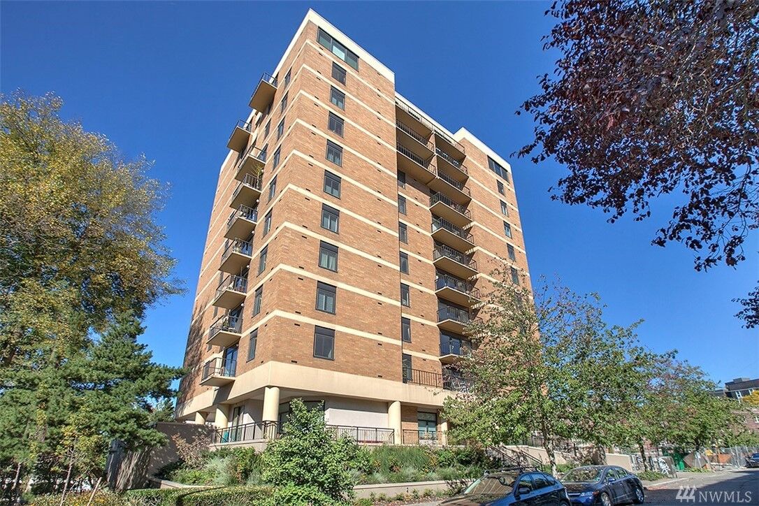 Property Photo: 1300 University Street 3G WA 98101