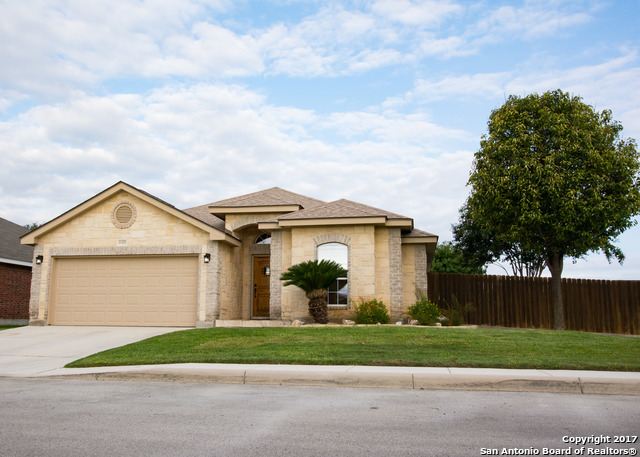 Property Photo:  10427 Tollow Way  TX 78023 