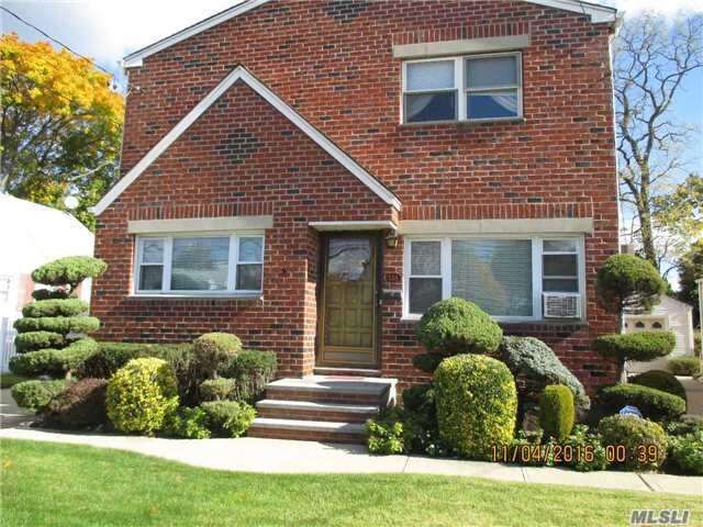 135 Nassau Boulevard  W. Hempstead NY 11552 photo