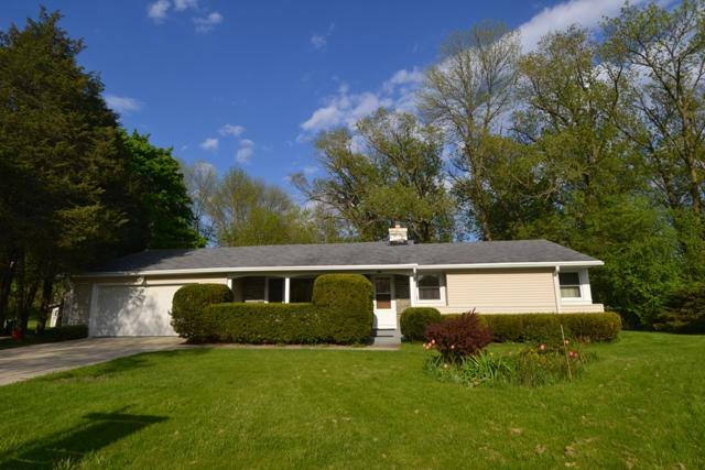 Property Photo:  8824 N Greenvale Rd  WI 53217 