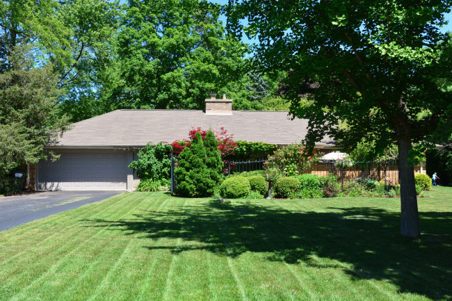 Property Photo: 11418 N Mulberry Dr WI 53092