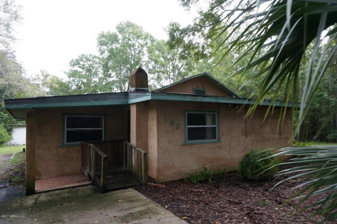 Property Photo: 106 Browns Lane FL 32177