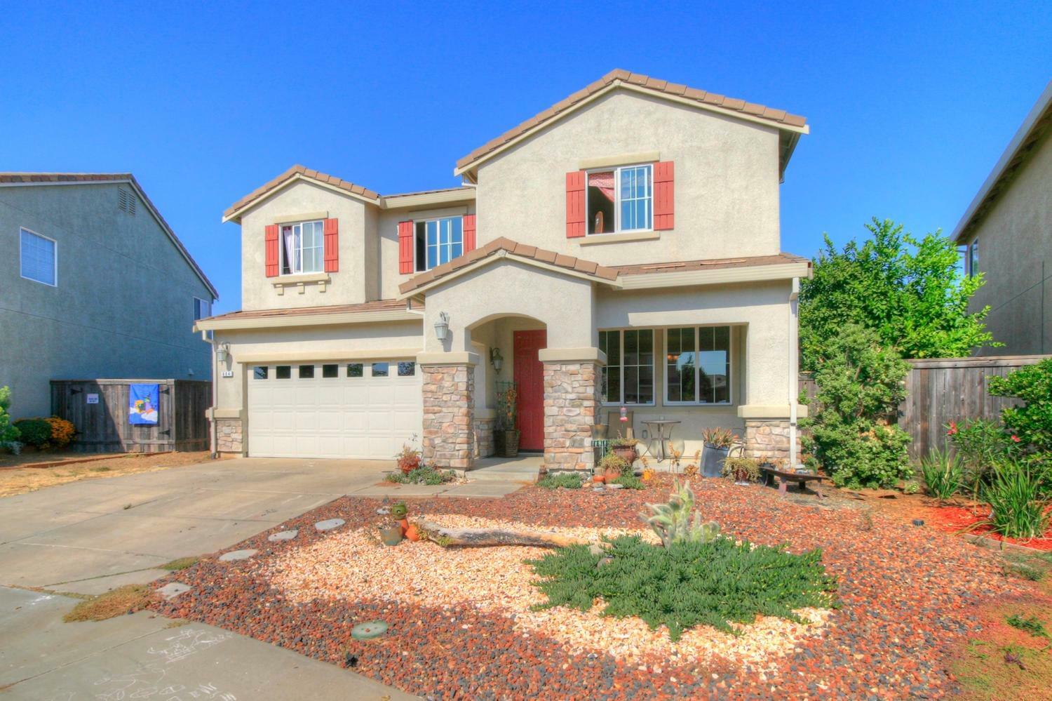 Property Photo:  604 Swift Court  CA 95648 