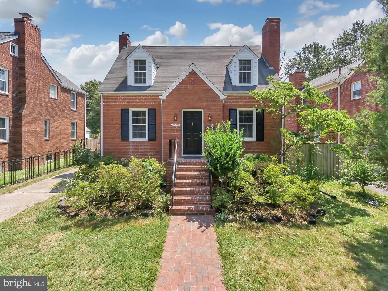 Property Photo:  3408 5th Street S  VA 22204 