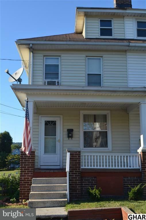 Property Photo:  233 W Dauphin Street  PA 17025 