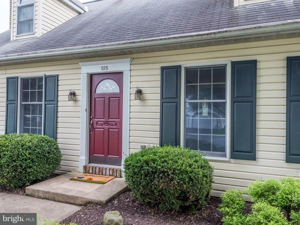 Property Photo: 125 Cliff Lane PA 17022