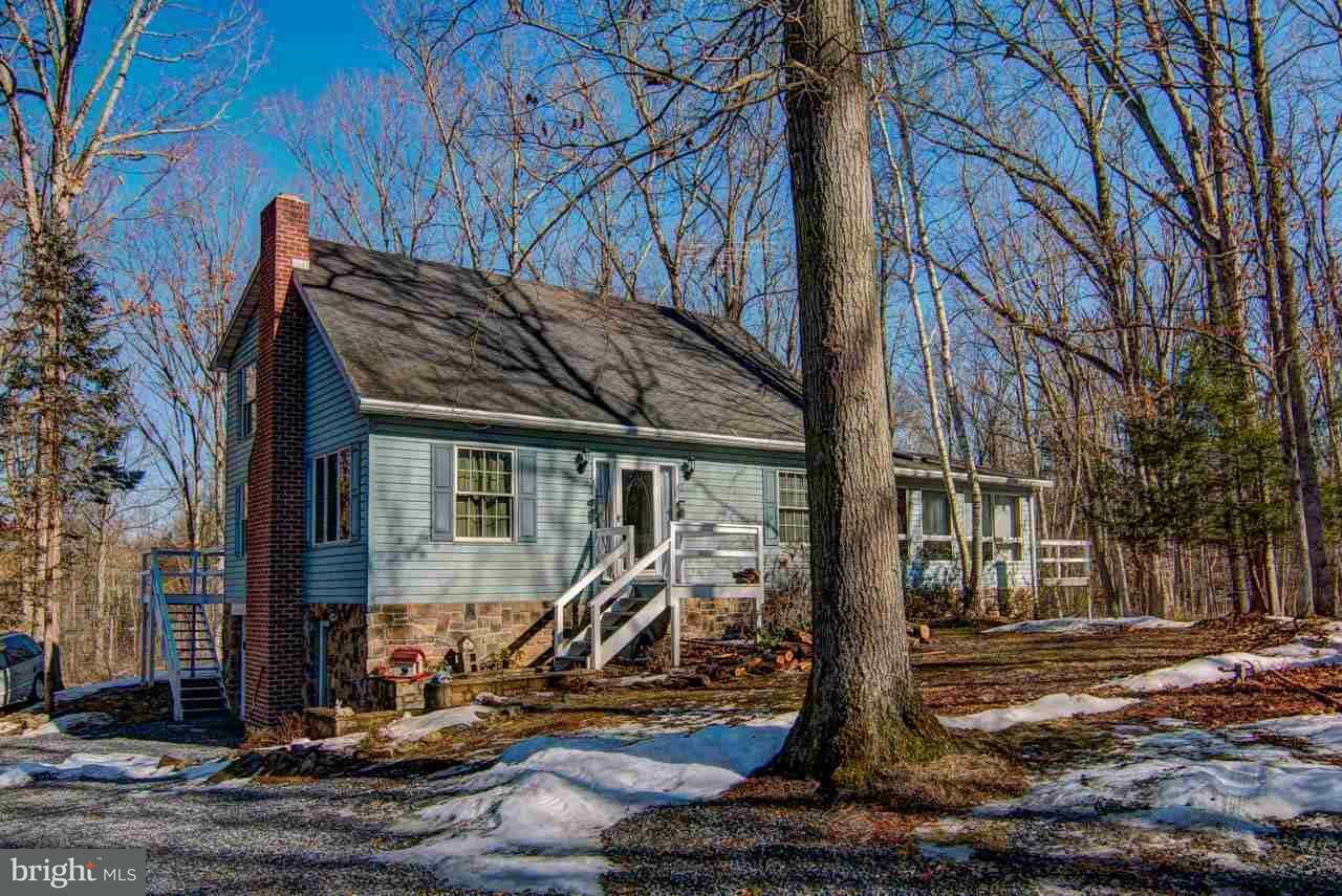 Property Photo:  1140 Hanover Road  PA 17325 