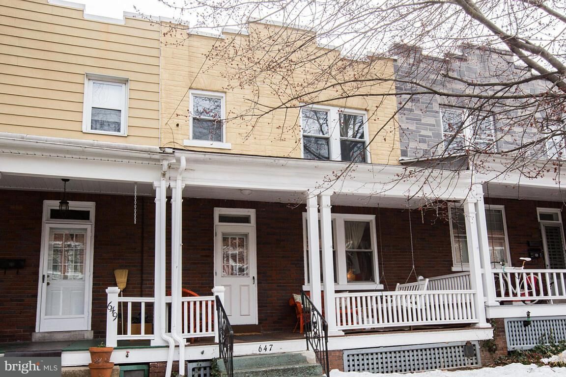 Property Photo: 647 N Pine Street PA 17603