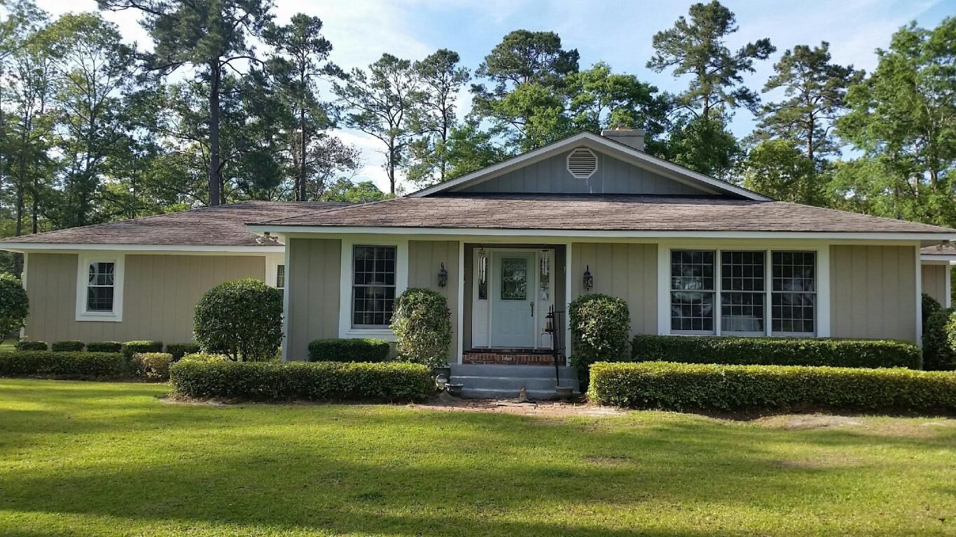 Property Photo:  1129 Sawmill Road  SC 29474 
