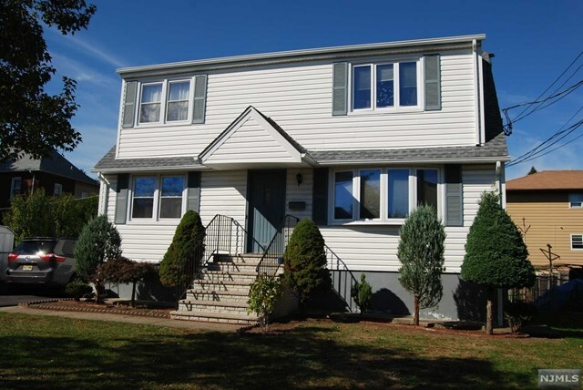 Property Photo:  33 Pauline Terrace  NJ 07644 