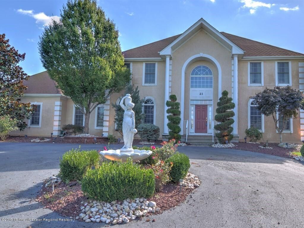 Property Photo:  21 Green Springs Way  NJ 07728 