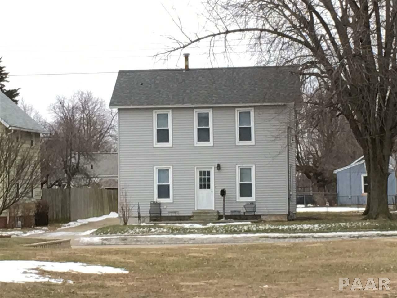 Property Photo:  566 E Chestnut  IL 61520 