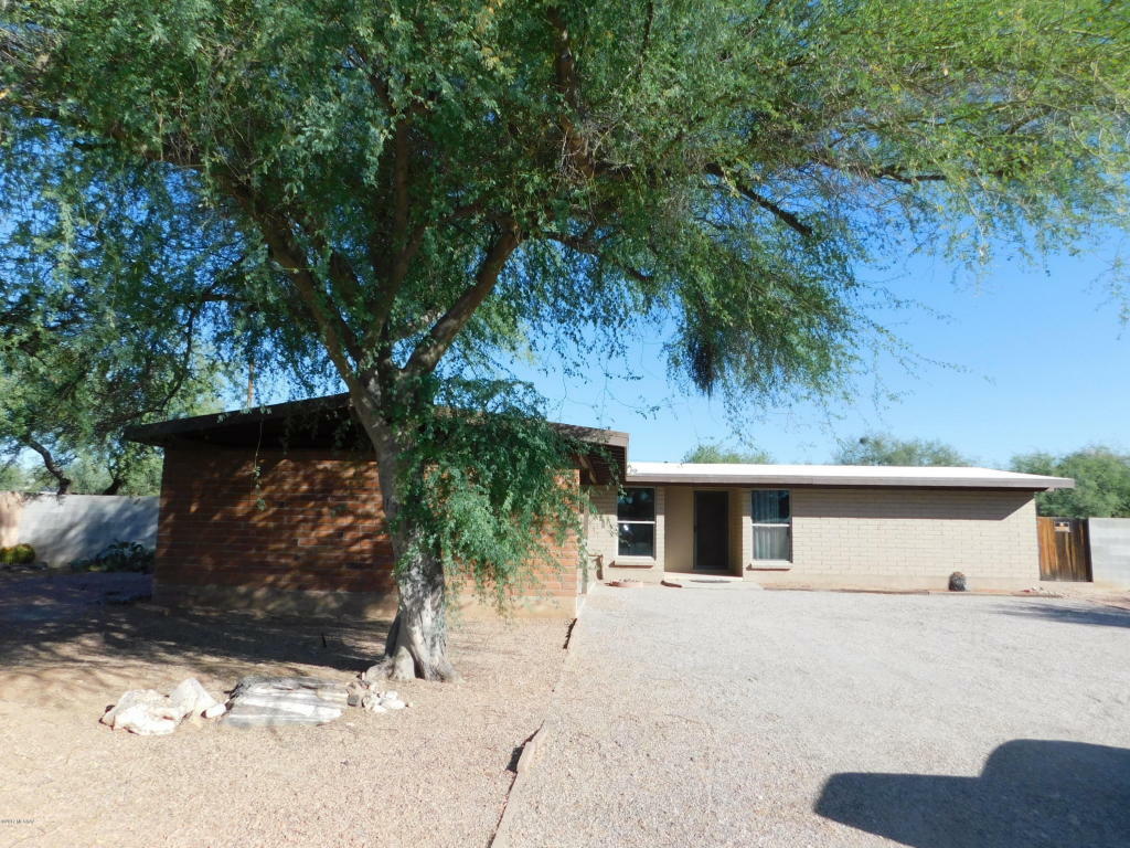 Property Photo:  1518 W Hudson Place  AZ 85704 