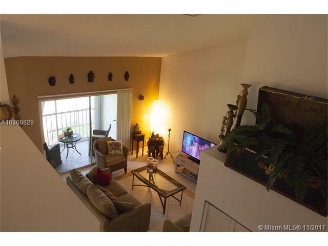 Property Photo:  9519 SW 138th Pl 9519  FL 33186 