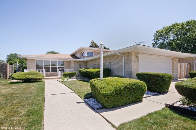 Property Photo:  10537 Kenton Avenue  IL 60453 