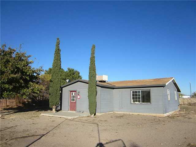 Property Photo: 148 Kila Street TX 79928