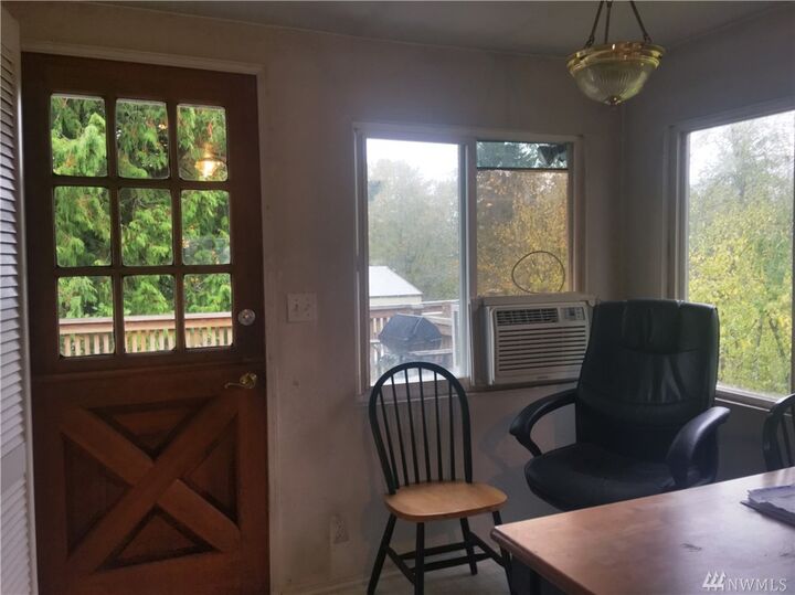 Property Photo: 5207 6th Ave NW WA 98271