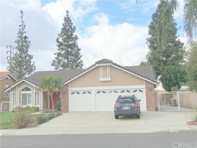 Property Photo:  5515 Torrey Pine Place  CA 92886 