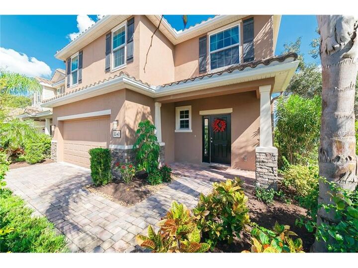 Property Photo:  2240 Ellarose Circle  FL 34232 