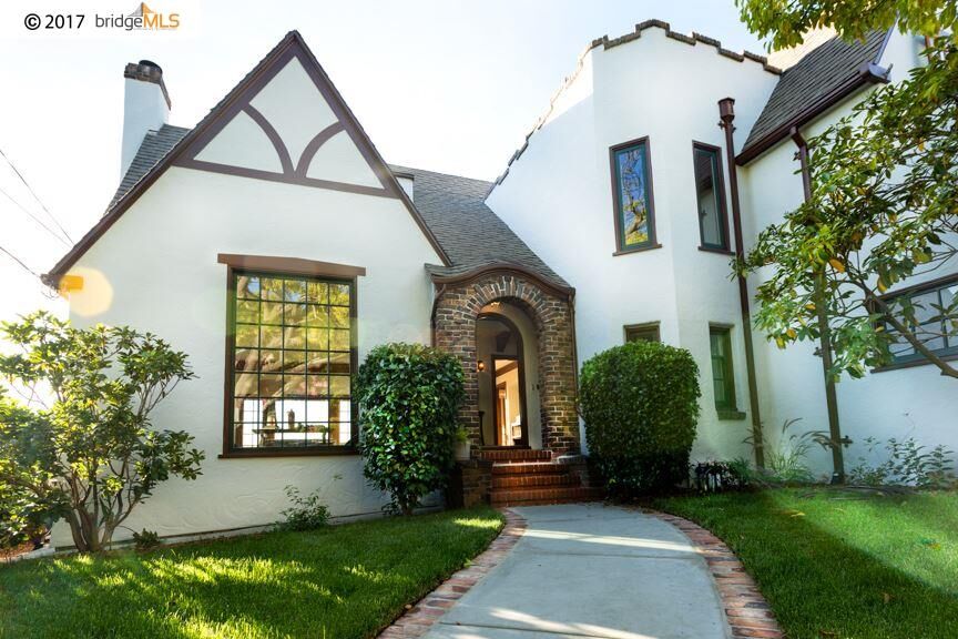 Property Photo: 270 Amherst Ave CA 94708