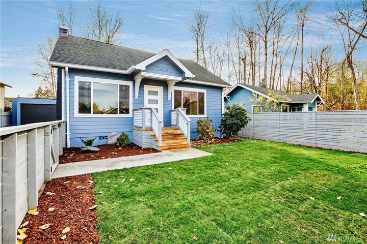 Property Photo:  1819 SW Brandon Street  WA 98106 