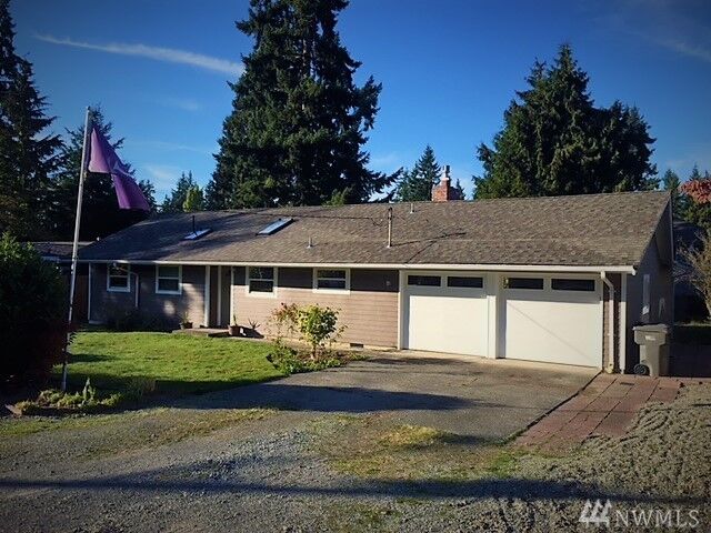 Property Photo:  12432 NE 73rd Street  WA 98033 