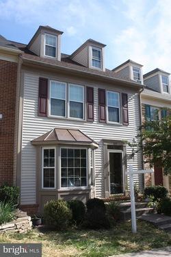 Property Photo: 8878 Eagle Rock Lane VA 22153