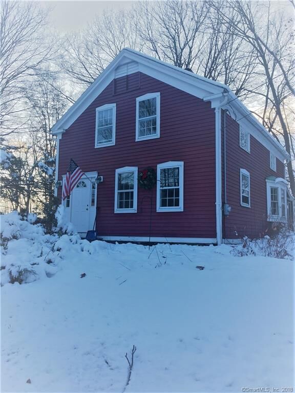 Property Photo:  2 Old Forest Road  CT 06472 
