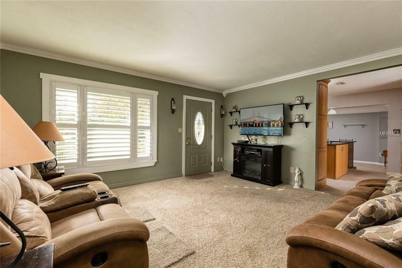 Property Photo: 6901 17th Lane N FL 33702