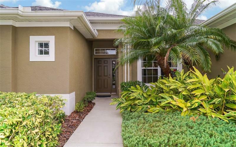 Property Photo: 7707 Ashley Circle FL 34201