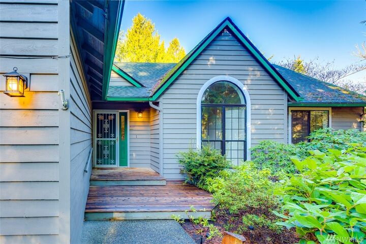 1642 Jeannette Place NW  Bainbridge Island WA 98110 photo