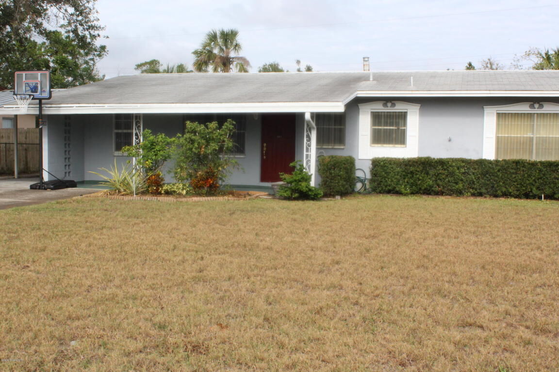 Property Photo:  230 Coronada Boulevard  FL 32780 