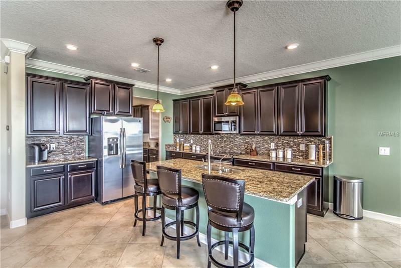 Property Photo: 11923 Sand Myrtle Road FL 33579