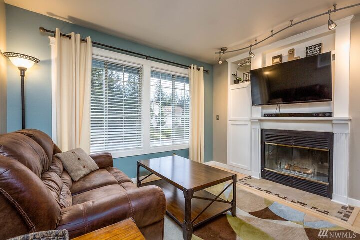 Property Photo: 1121 SW Barrington Dr 2 WA 98277