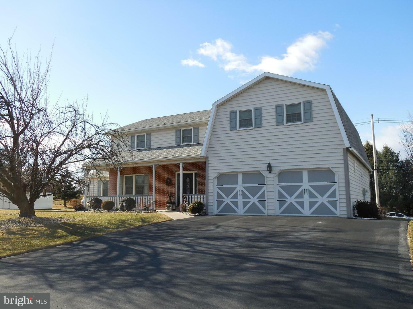 Property Photo:  4 Dogwood Circle  PA 17257 