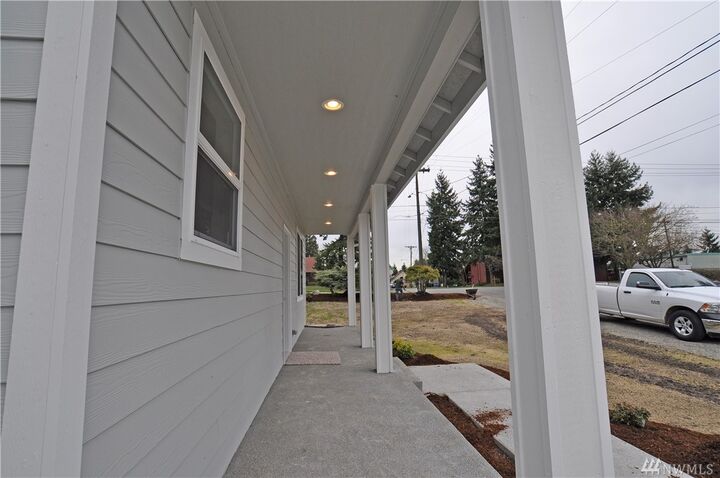 Property Photo:  203 S 68th St  WA 98408 