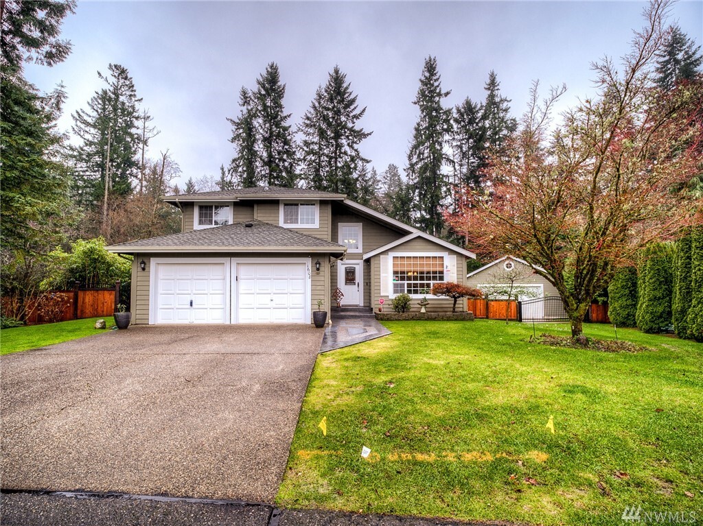 Property Photo: 1608 37th St NW WA 98335