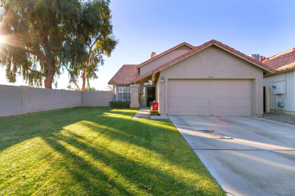 Property Photo: 4545 E Wildwood Drive AZ 85048