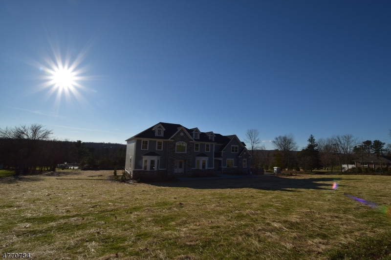1706 Washington Valley Rd  Bridgewater Twp. NJ 08836 photo