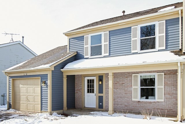 Property Photo: 1780 Barnhill Drive IL 60060