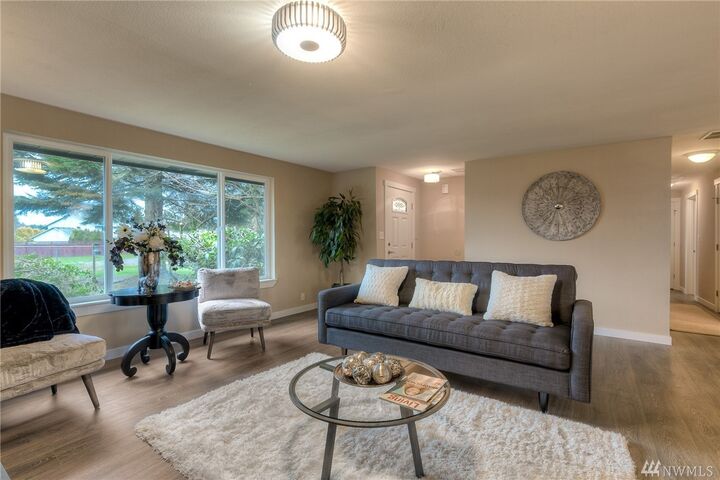 Property Photo: 5218 138th St NE WA 98271